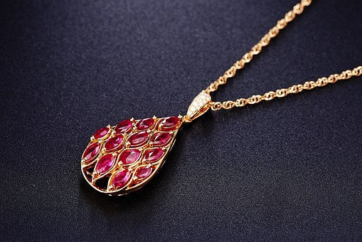red pearl pendant